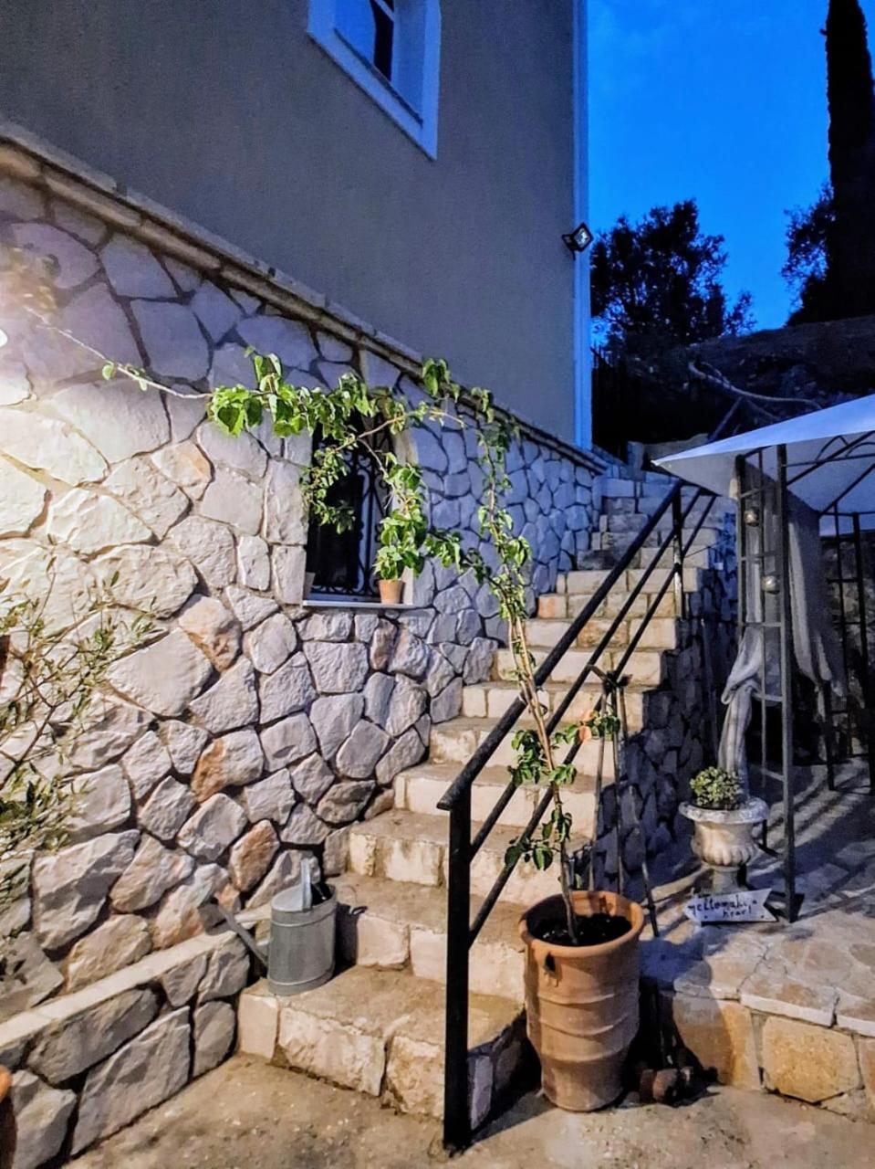 Meltemaki Apartment Mouzákion Exterior photo